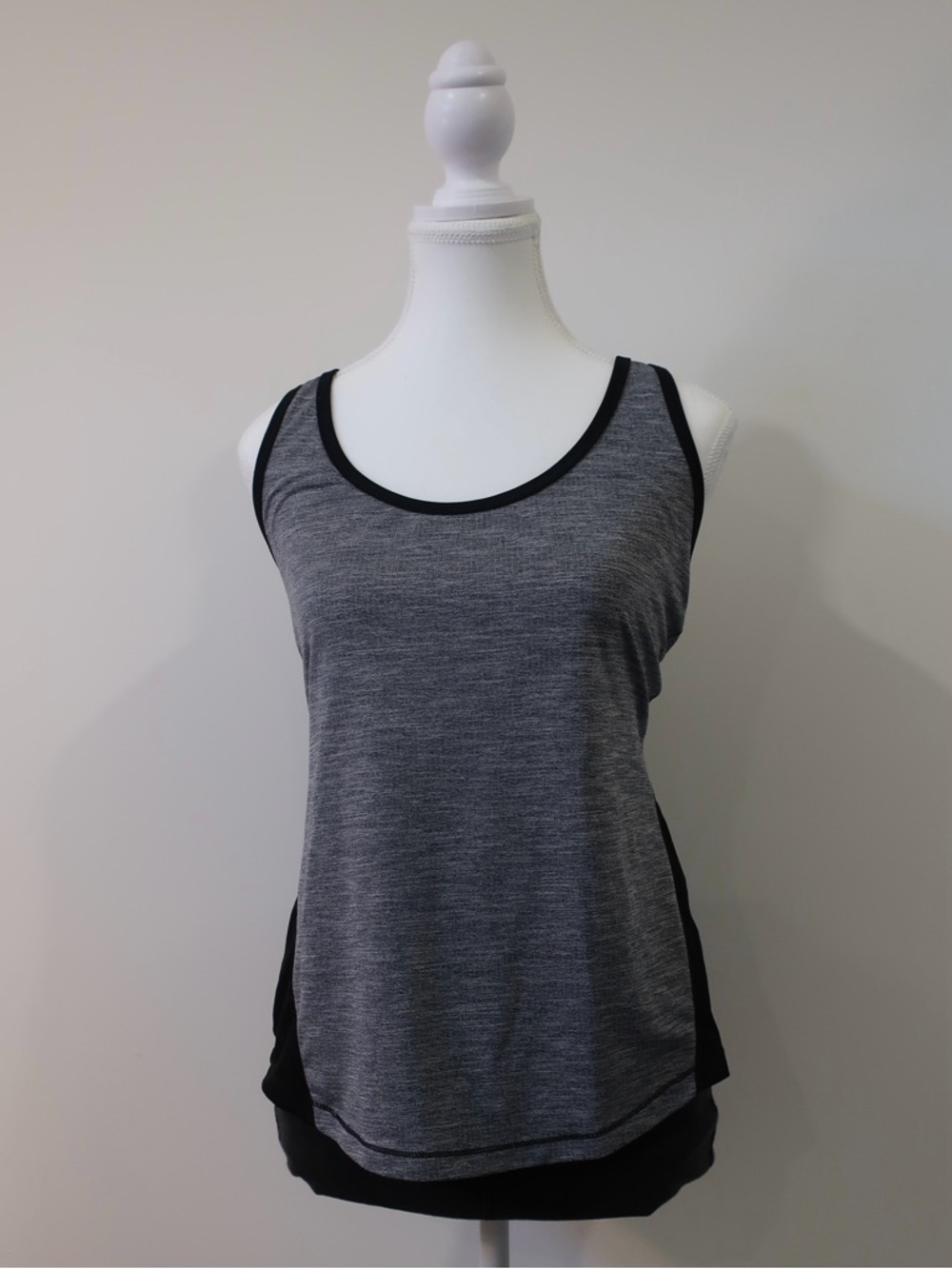Old Navy Heathered Charcoal Space Dye Athletic Tank Top Sporty Activewear Medium